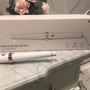 T3 singlepass wave curling wand